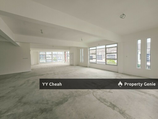Three Storey New Semi-D Shop For Rent New Unit Great Location