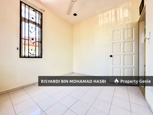 [RENOVATED & END LOT] Double Storey Taman Mawar 2, Bandar Baru Salak Tinggi, Sepang.