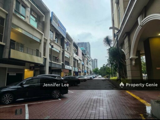 Pinnacle Kelana Jaya , LRT 3 For Rent