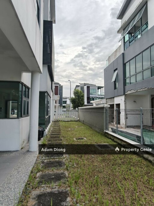 Sunway Lenang Heights Bungalow @ Taman Molek