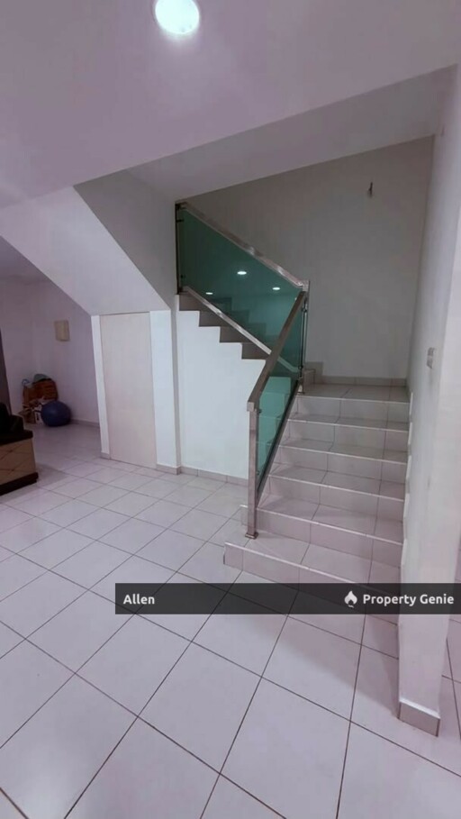 Renovated Double-Storey Terrace House for Rent at Pulai Mutiara – Gated & Guarded with Air-Conditioned Rooms!