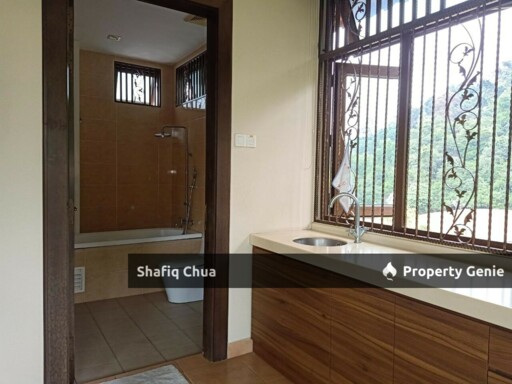 Facing Open Exclusive 3 Storey Bungalow The Peak Ampang For Sale