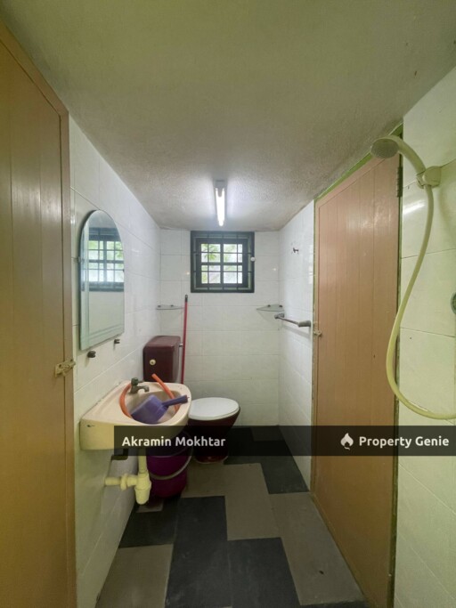 Freehold & Renovated | Jalan Jelok Taman Kajang Baru, Kajang