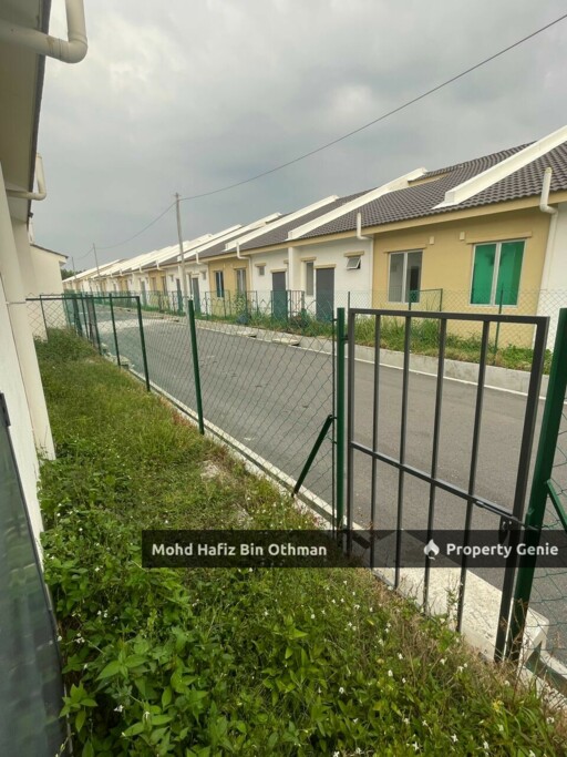 TAMAN ACASIA SERAI RESIDENSI , PADANG SERAI