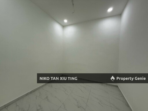 Jalan Enau, Corner Renovated Taman Teratai, Kangkar Pulai
