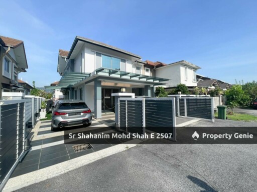 Double Storey Semi-D Anjung Suasana Bandar Seri Putra Bangi.