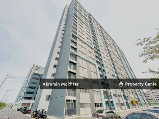 2 Covered Parking | Kita Impian Apartment, Cybersouth Dengkil.