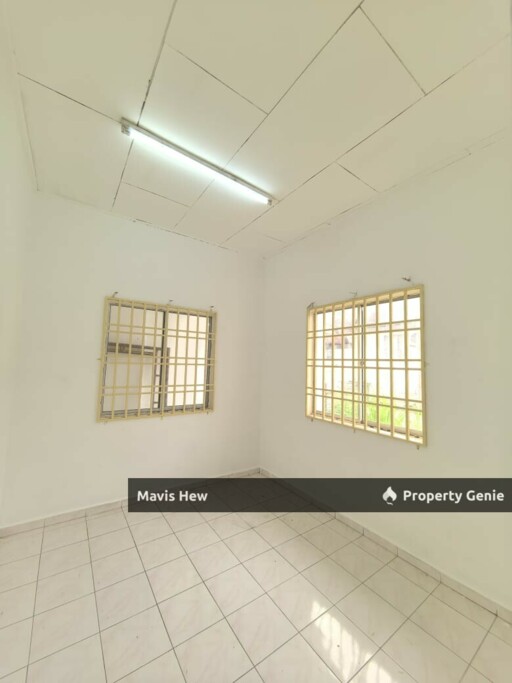 For Rent / Sale, Jalan Melati, Taman Sri Lalang, 1-Storey Terrace