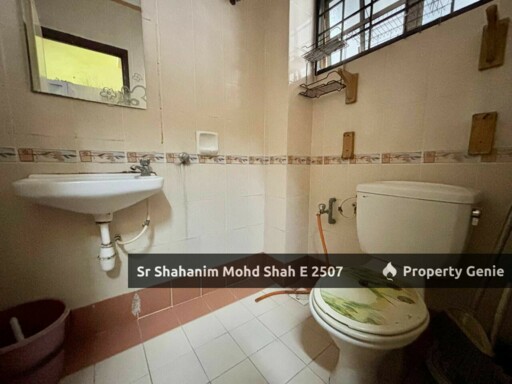 Double Storey Terrace, Jalan Suakasih, Bandar Tun Hussein Onn