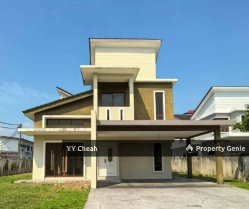 Ipoh Double Storey Unoccupied Bungalow For Sale 10k sq ft