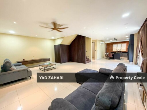 Ken Rimba Jimbaran Seksyen 16, Shah Alam | 2.5 Storey Terrace 5 Bedrooms | RM1.6M - Cornerlot and Fully Renovated