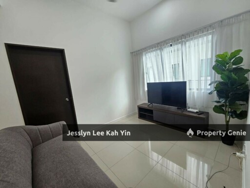 3 Storeys Semi D Cluster, Villa Astana Kajang Fully Furnished For Sale