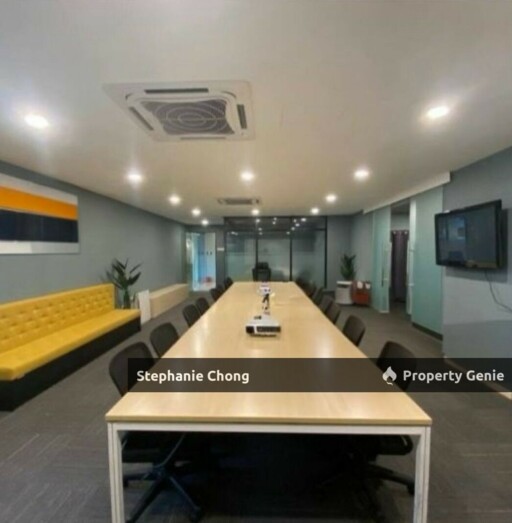 🚀 Corner 6-Storey Shop Office w/ Lift @ Parklane Kelana Jaya