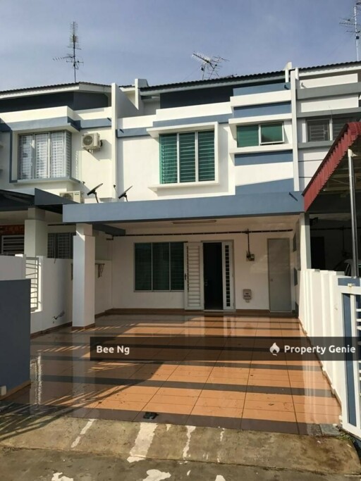 Taman Setia Tropika / Jalan Setia Tropika 6 / Double Storey Terrace 22x70