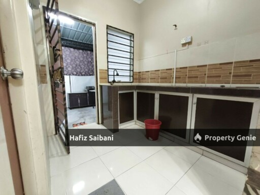 Double Storey Bandar Saujana Putra