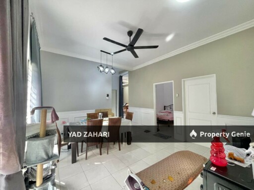 Seksyen 29, Kg Lombong Shah Alam | Single Storey Semi-D 4 Bedrooms | RM500K - Extra Land, Loft Features & Easy Access to Main Road