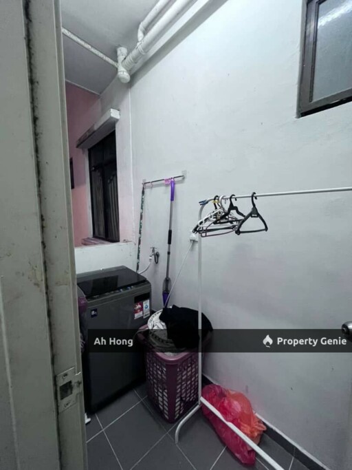 Full Loan / Tampoi / Jentayu Residence / Renovated / Freehold
