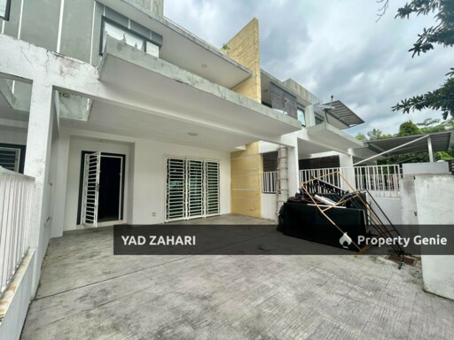 The Terresse, Bandar Puteri Bangi | Superlink 4+1 Rooms | RM670K- Semi Furnished, Spacious Unit & Nearby Exit Highway