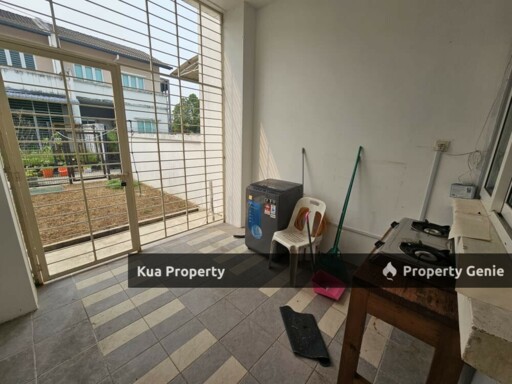 Double Storey Terrace Intermediate House at Tabuan Tranquility