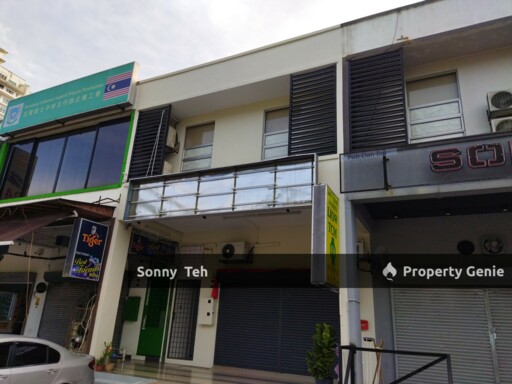 PRIME COMMERCIAL SPOT : 1st Floor at Tulin 28
