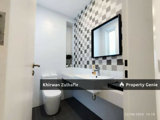 Camelia Tamansari Rawang Beautiful 3 Storey Terrace House For Rent