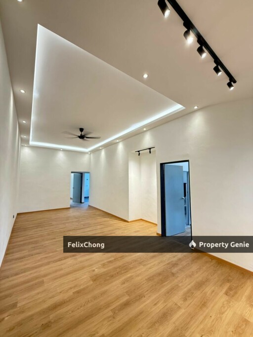 Taman Mutiara Single Storey Semi D,Renovated,Ulu Tiram,Johor Bahru