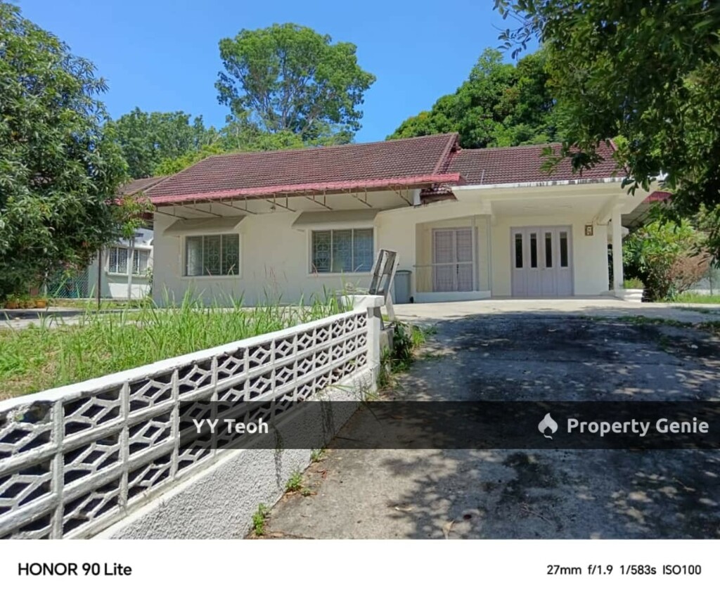 Bukit Baru Single Storey Bungalow with Big Land