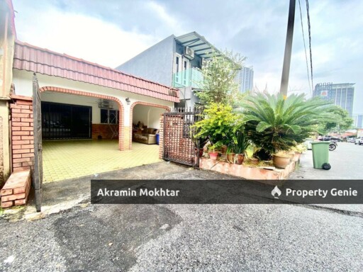 FACING SHOPLOT & PARTIALLY FURNISHED | Single Storey Terrace@Taman Jaya Bandar Tun Razak, Cheras