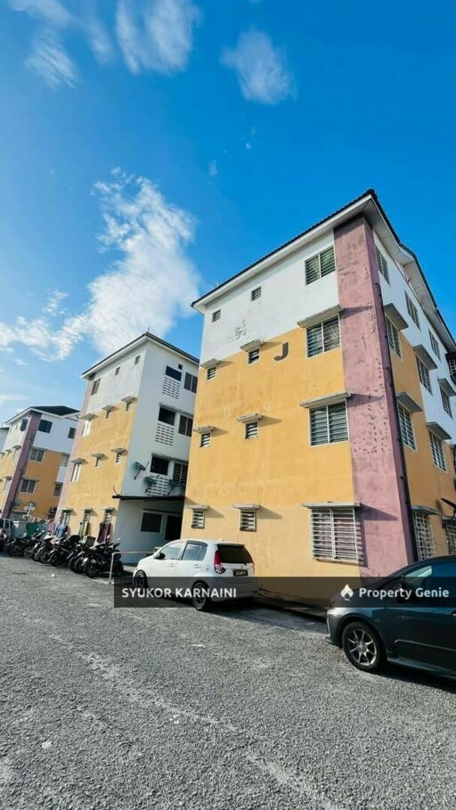 GROUND FLOOR Pangsapuri Arista, Bandar Parklands Klang