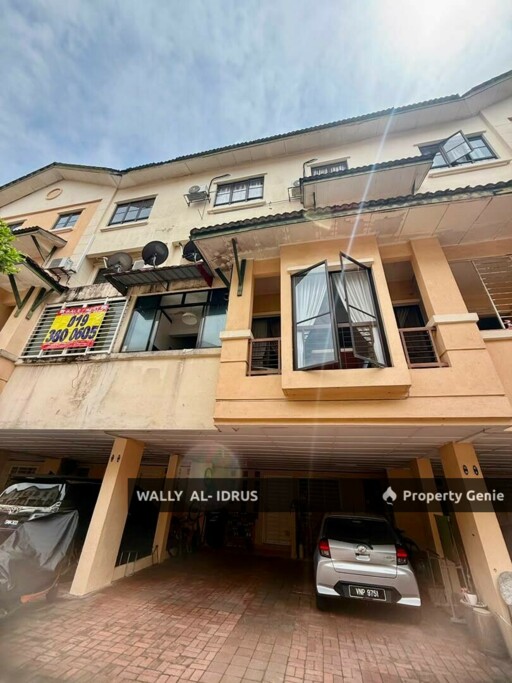 3 Storey Town House Prima Court