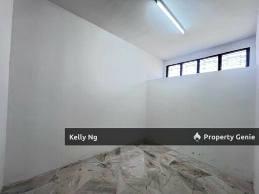 2 Sty House At Taman Indah Klang For Rent