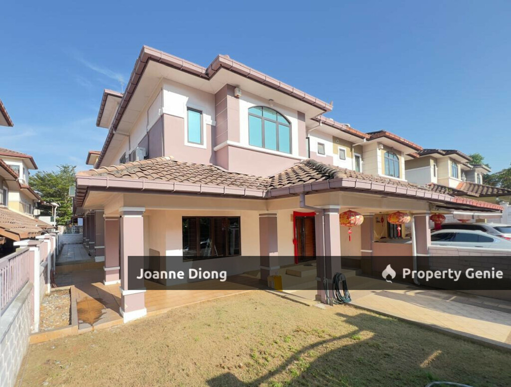 Semi Detached House-Kota Damansara