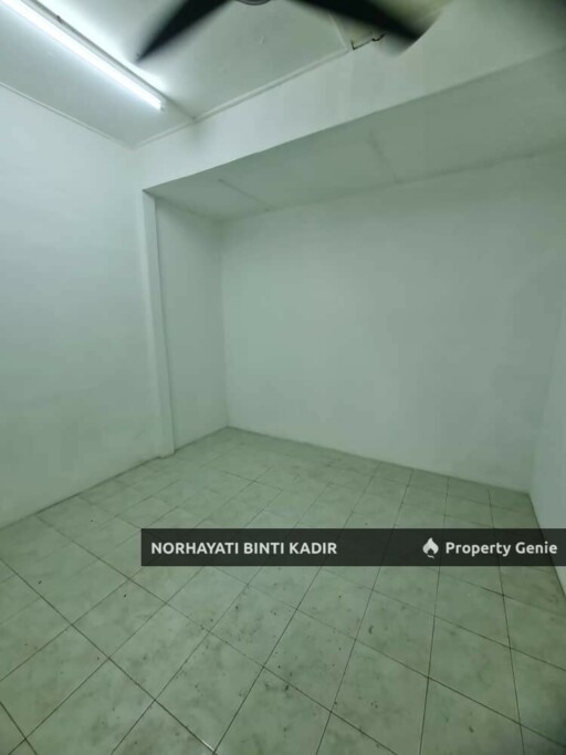 (RENOVATED) SINGLE STOREY TERRACE LORONG SERI MAHKOTA 33, BATU 12, JALAN GAMBANG, KUANTAN