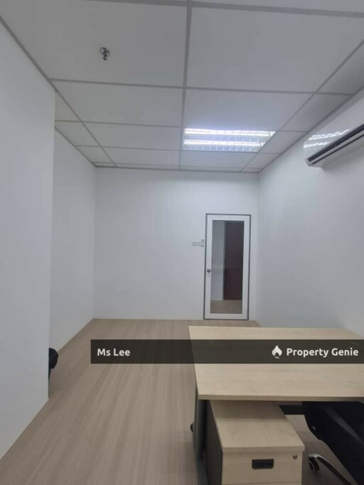 Office Suite 6 RM1220-The Landmark Office @ Bandar Bukit Tinggi 2 , Klang-Ready Now