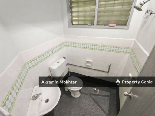 Freehold & Renovated | Double Storey Terrace (Intermediate)  Desa 12, Bandar Country Homes, Rawang, Selangor.