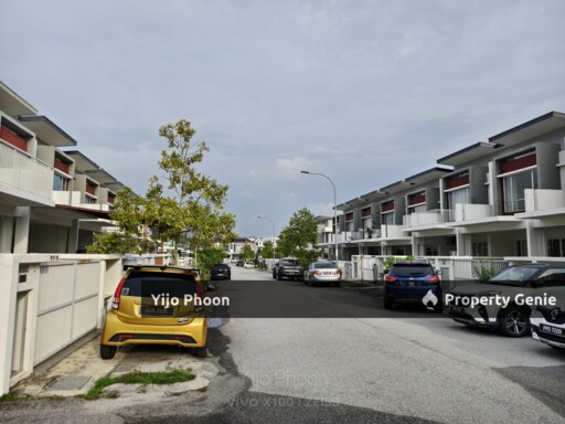 Semi Furnished 2 Storey House at Acacia Park, Bdr Tasik Puteri
