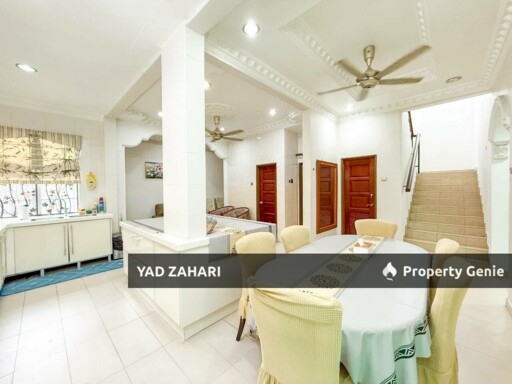 D'Kayangan, Seksyen 30, Shah Alam | 2.5 Storey Semi D Cluster 6 Bedrooms | RM1.39M - Fully Reno, Gated Guarded and Extended Front Side