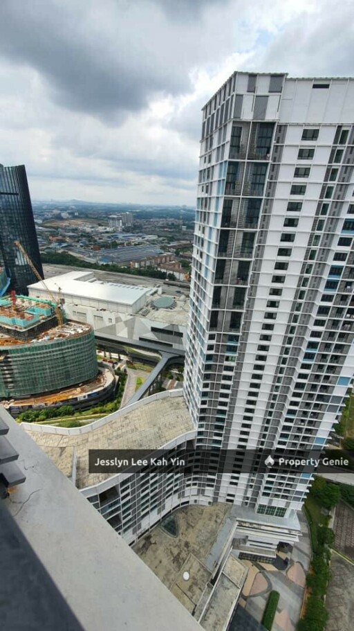 I-City Parisein Tower, Shah Alam Fully Furnished For Sale