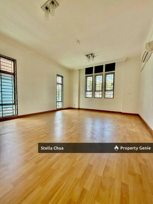 Double Storey Semi-D Intermediate 📍 Austin Perdana