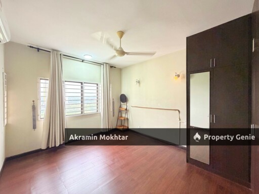 FREEHOLD, PARTIALLY FURNISHED, 1 PARKING & RENOVATED CANTIK | Kristal Villa Condominium, Kajang 2