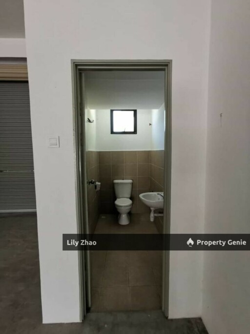 Plaza Legacy 2 Storey Shop Office, 1,960 sqft, next to DIY, Sulaman, Tuaran