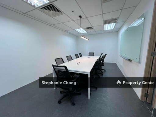 KLCC Office Fully-Furnished Newly-Renovated 📍 Wisma UOA Centre, Kuala Lumpur 🚆 Monorail LRT MRT