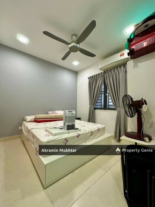 Freehold, Renovated, Partially Furnished & 2 Parking | Apartment Seri Kasturi, Setia Alam For Sale