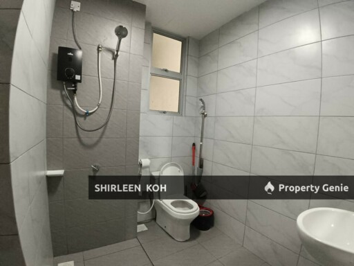 Single Room for Rent at SKS Habitat @ Larkin JB