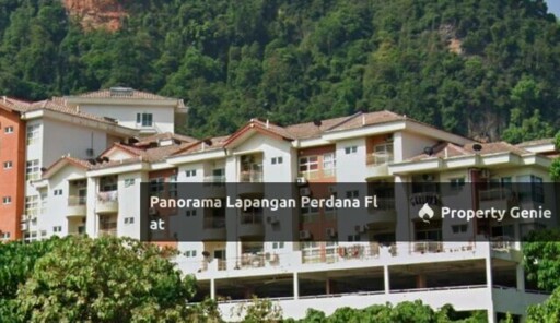 Panorama Lapangan Perdana Flat