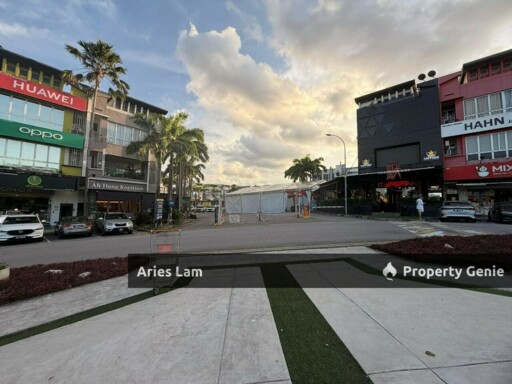 Whole Block 3 Storey Shoplot @ Sutera Utama / Skudai / Near Sutera Mall