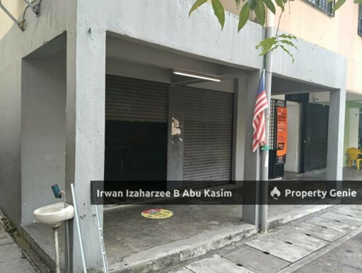 Shoplot Lot Tepi, Pangsapuri Putra, Persiaran Putra Permai Selesa, Seri Kembangan.