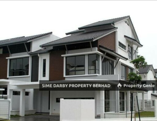 Ivy Terrace, Denai Alam