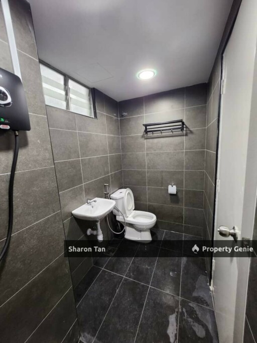 New House Midas Seri Alam 2 Beroom Fully Furnished For Rent High Floor