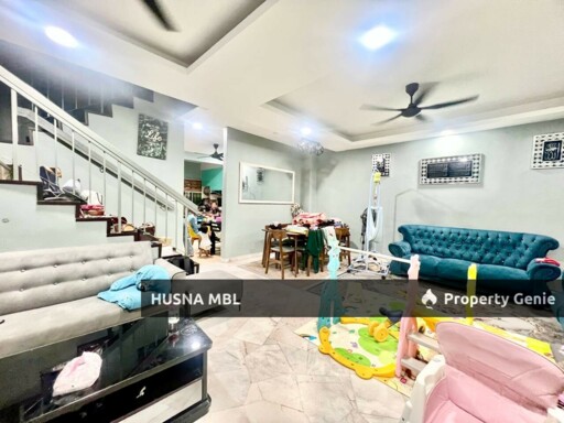 Renovated Double Storey Terrace House 5 Bilik di Bandar Tasik Puteri Rawang Untuk Dijual